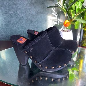 Rocket Dog Mule Heels